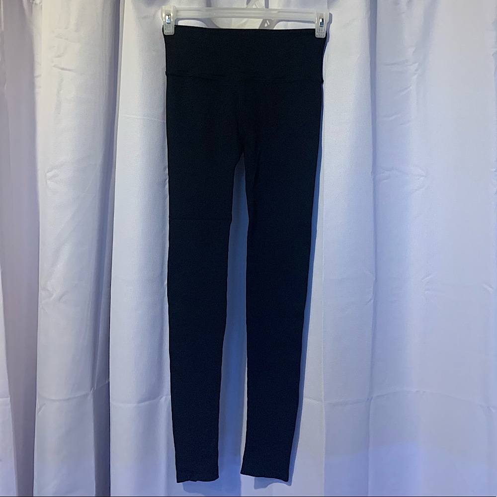 FABLETICS Textured Black Leggings